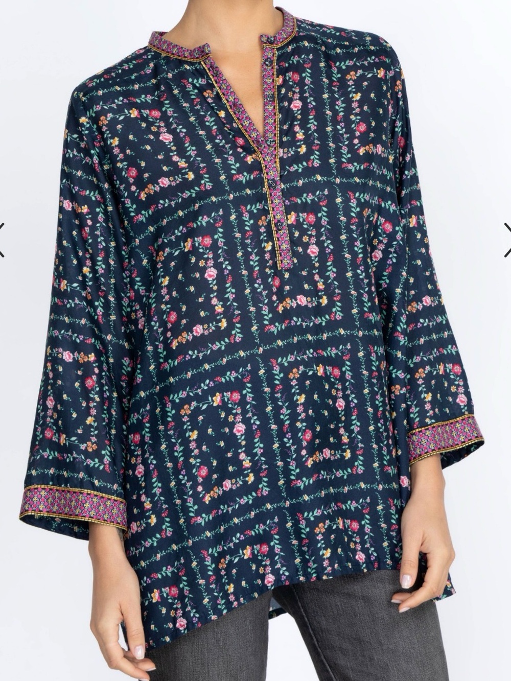 Johnny Was Rosemarie Kelis Tunic Navy Floral Split-Neck Top Size S
